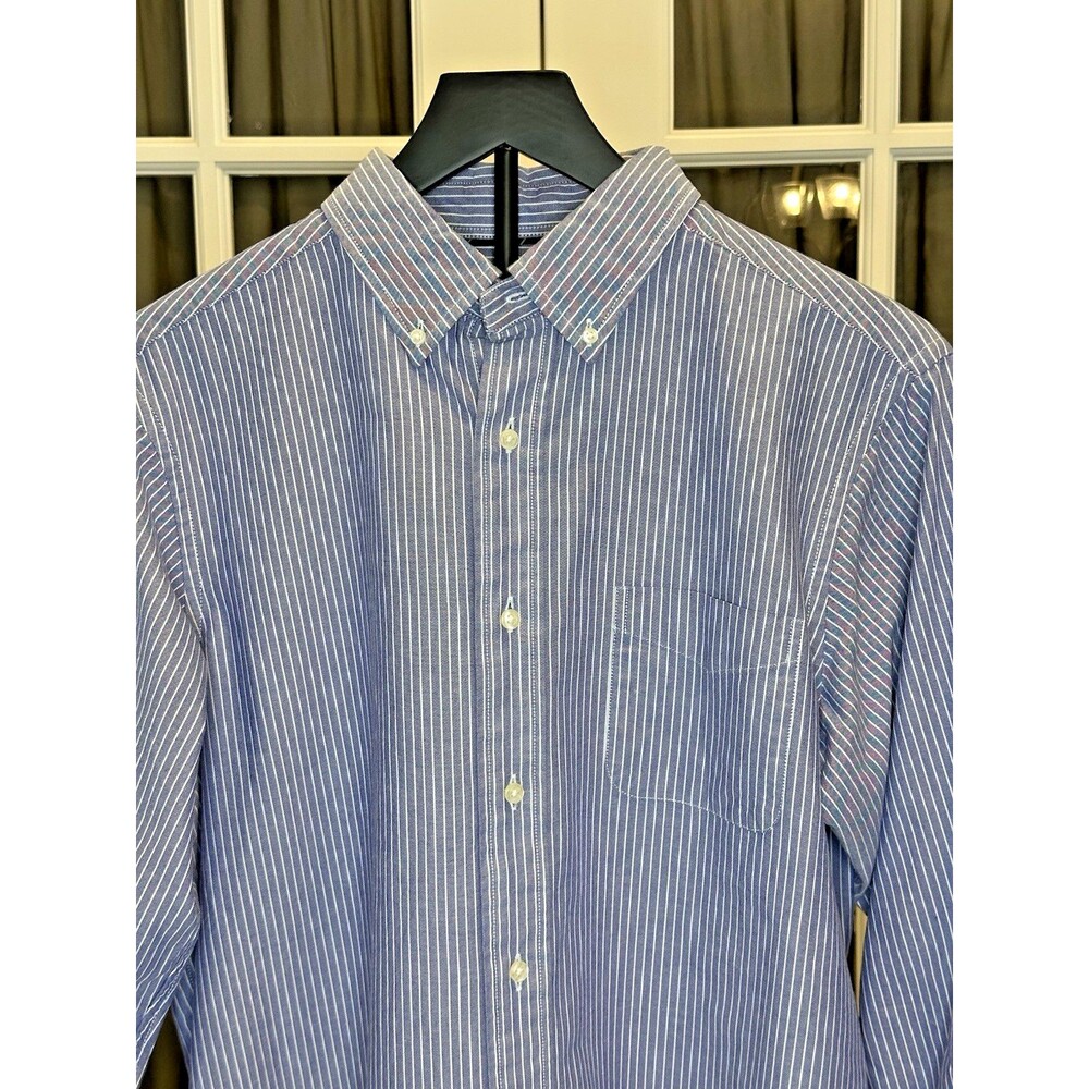Cremieux men's Cotton button down shirt medium blue w/White Pinstripe